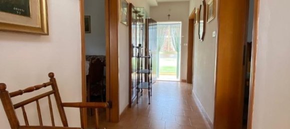 Casa de 6 habitaciónes en Tresignana, Italy No. 62681 12