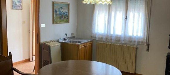 Casa de 6 habitaciónes en Tresignana, Italy No. 62681 7