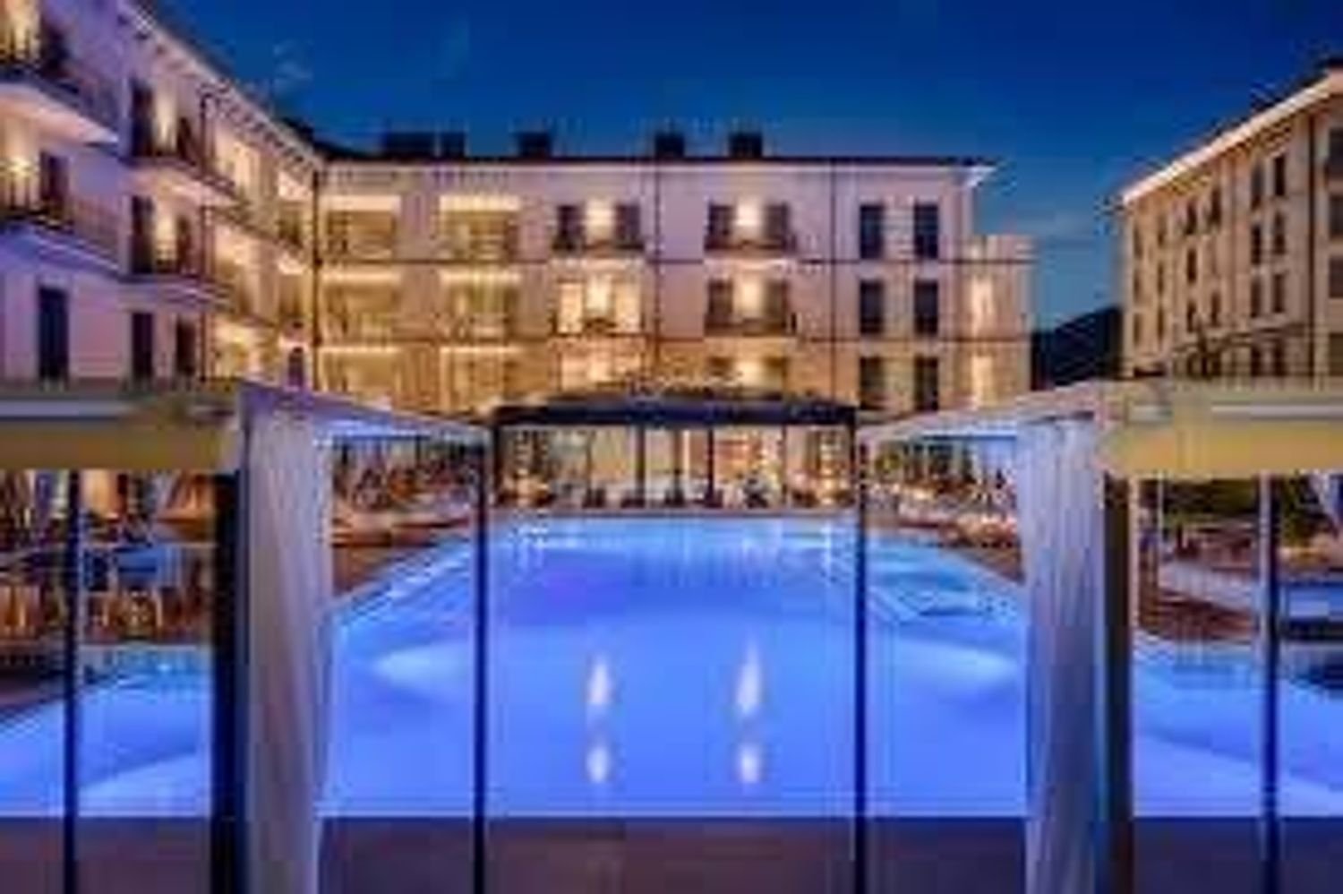 Коммерческая недвижимость 1200м² в Беллария Иджеа Марина, Италия № 377269