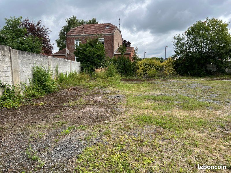 Grundstück in Leforest, France, Nr. 278232