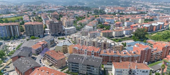 5 bedrooms Apartment in Coimbra, Portugal No. 96727 2