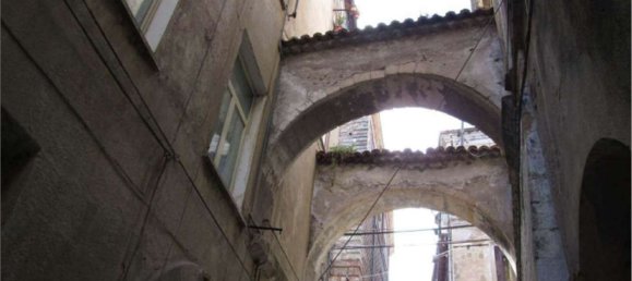 9 rooms Apartment in Cosenza, Italy No. 182306 19