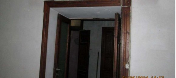 9 rooms Apartment in Cosenza, Italy No. 182306 23