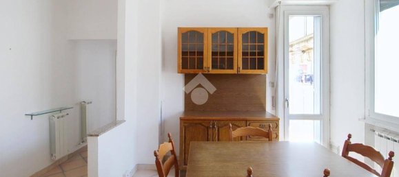 2 bedrooms Apartment in Pisa, Italy No. 303838 3
