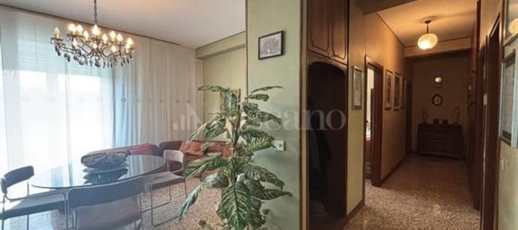 4 bedrooms Apartment in Milan, Italy No. 360731 4