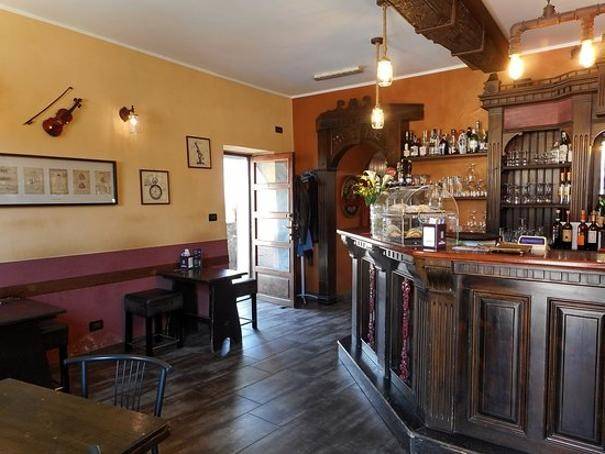 4-Zimmer Gewerbliche Immobilie in San Secondo di Pinerolo, Italy, Nr. 169739