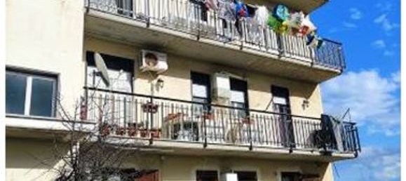 4 rooms Apartment in Melilli, Italy No. 220621 2