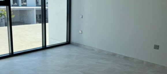 4 bedrooms Villa in Dubai Land, UAE No. 110526 8