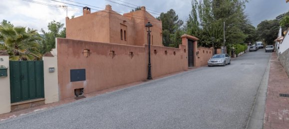 4 bedrooms House in Alfacar, Spain No. 170038 12