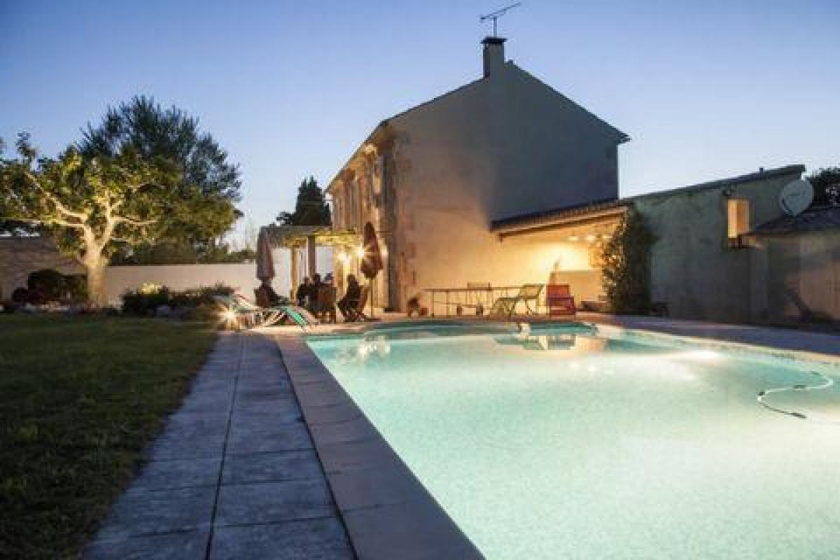 4 غرف نوم منزل في Saint-Remy-de-Provence, France رقم 12800
