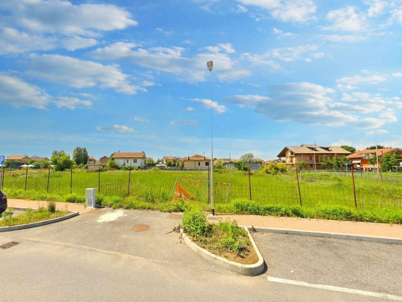 3459m² Land in Brandizzo, Italy No. 374863