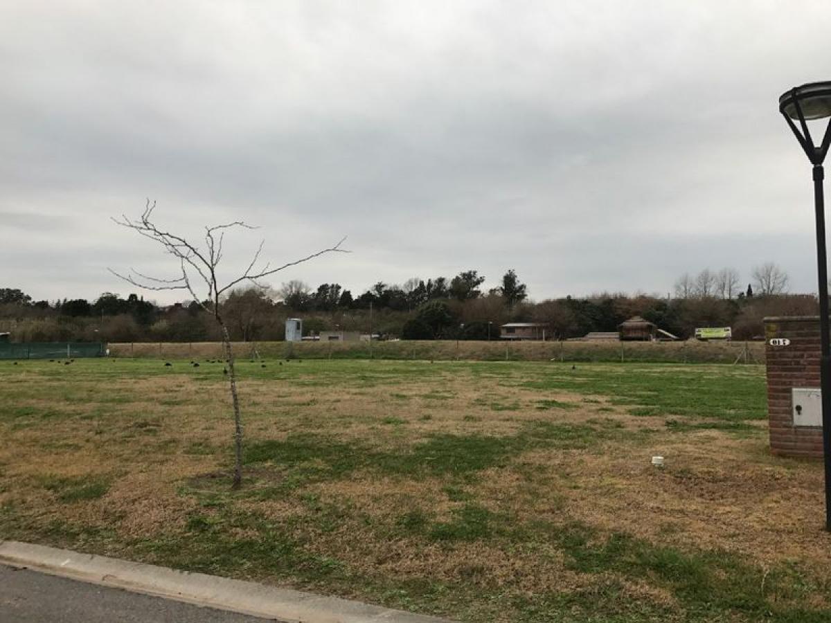  Land in Escobar, Argentina No. 39474