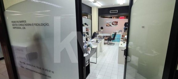 Büro in Porto, Portugal 21m², Nr. 50626 11