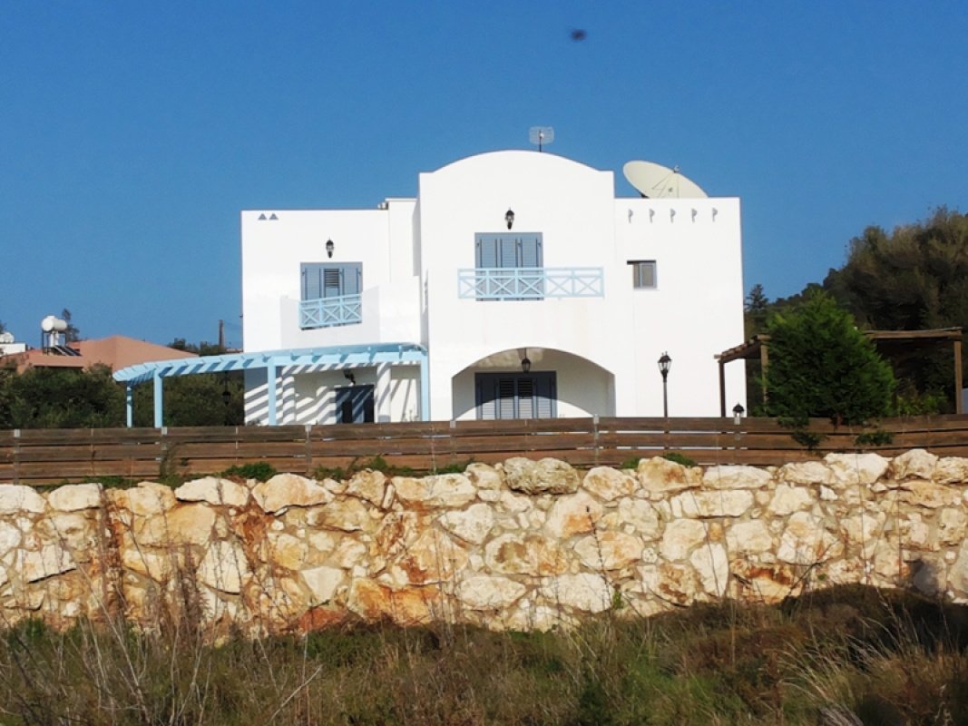 4 bedrooms Villa in Paphos, Cyprus No. 24764