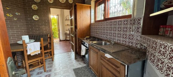 5 bedrooms Villa in Massa, Italy No. 128293 16