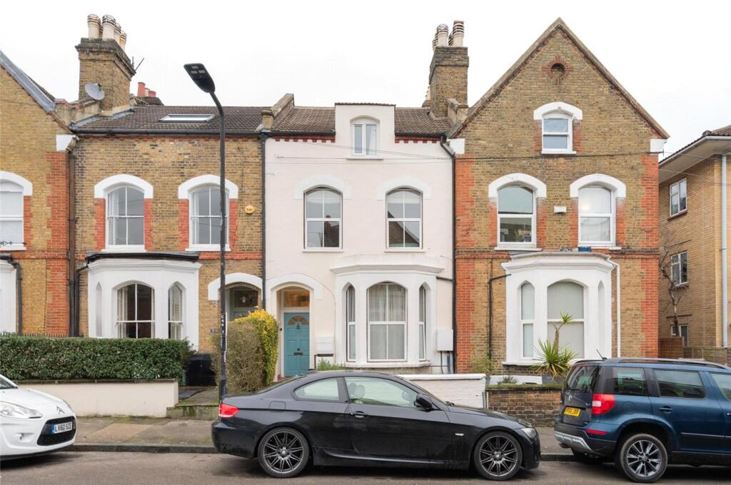 2 bedrooms Apartment in London, United Kingdom No. 3563