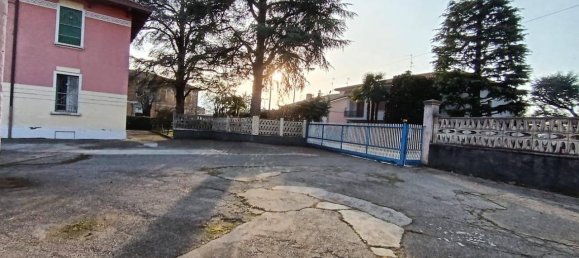 6-Zimmer Villa in Carobbio degli Angeli, Italy, Nr. 170551 20
