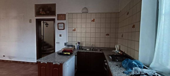 6-Zimmer Villa in Carobbio degli Angeli, Italy, Nr. 170551 9