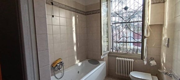 6-Zimmer Villa in Carobbio degli Angeli, Italy, Nr. 170551 11