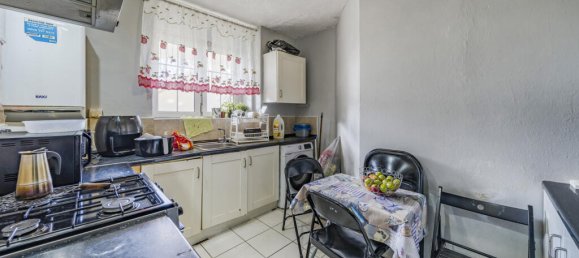 2 bedrooms Apartment in London, United Kingdom No. 7639 6