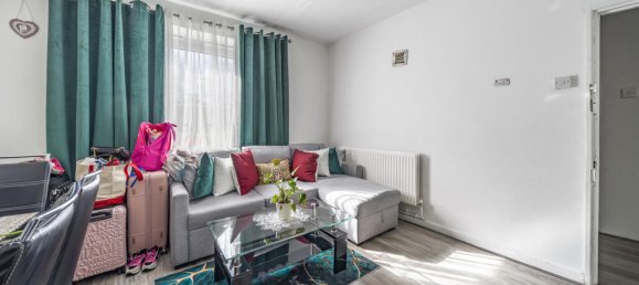 2 bedrooms Apartment in London, United Kingdom No. 7639 9