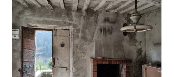 4 rooms House in Capannori, Italy No. 252469 4