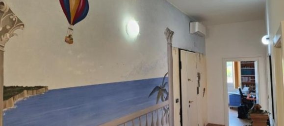 4-salle Appartement à San Giovanni Valdarno, Italy No. 356055 2