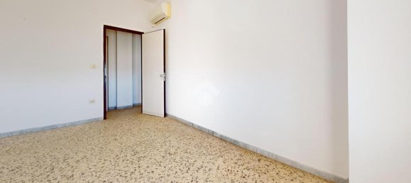 3 rooms Apartment in Oria, Italy No. 22488 6