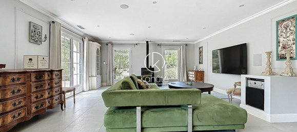 4 bedrooms Castles in Cotignac, France No. 285932 6