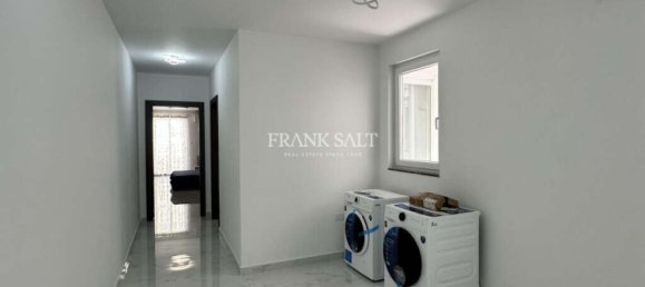 3 bedrooms Apartment in San Gwann, Malta No. 5177 20