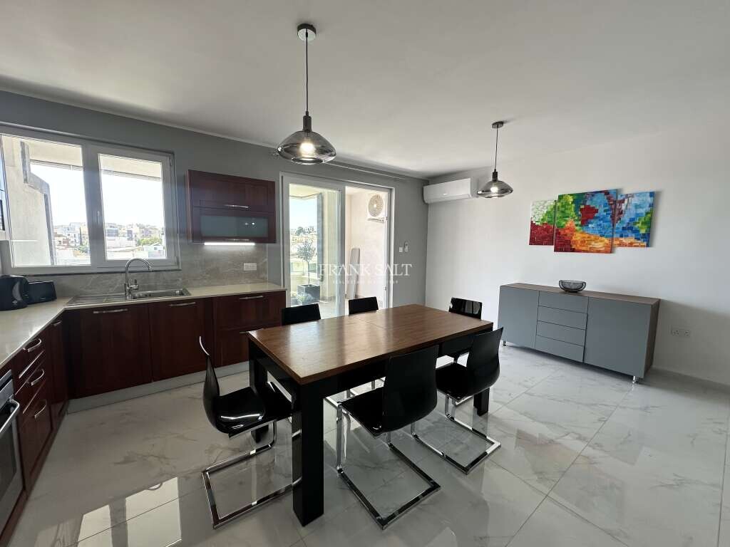 3 bedrooms Apartment in San Gwann, Malta No. 5177