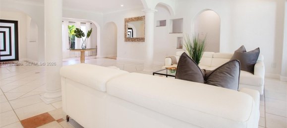 5 dormitorios villa en venta en Miami, Miami-Dade, Florida, USA № 615768 20