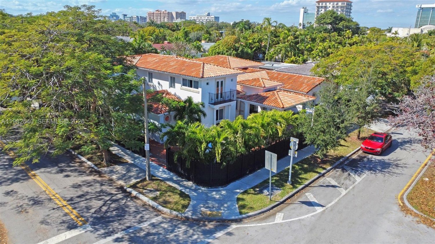 5 dormitorios villa en venta en Miami, Miami-Dade, Florida, USA № 615768