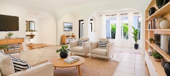 5 dormitorios villa en venta en Miami, Miami-Dade, Florida, USA № 615768 19