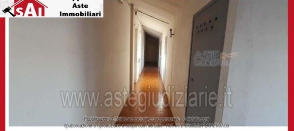 5 bedrooms Apartment in Rome, Italy No. 330799 11