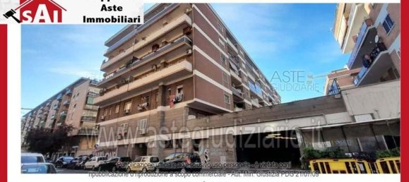 5 bedrooms Apartment in Rome, Italy No. 330799 20