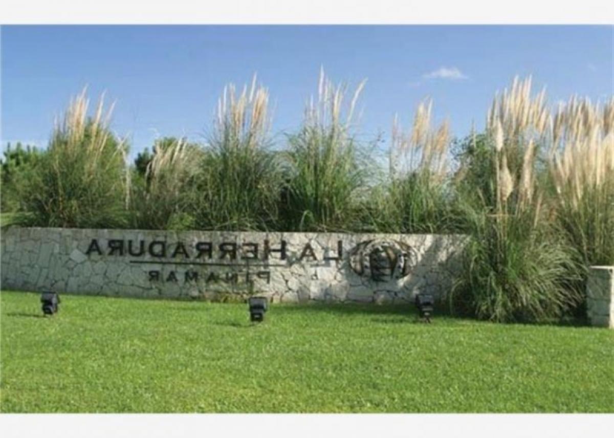  Land in Mar del Plata, Argentina No. 119672