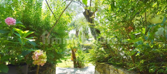 4 Schlafzimmer Villa in Rapallo, Italy, Nr. 35847 39