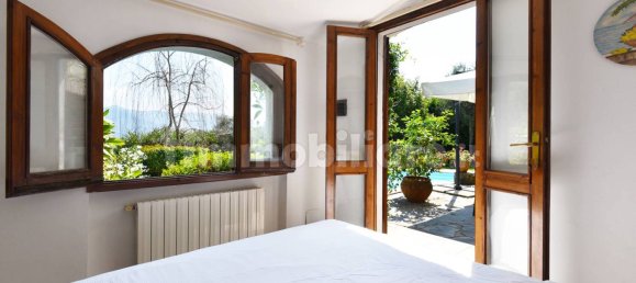 4 Schlafzimmer Villa in Rapallo, Italy, Nr. 35847 29