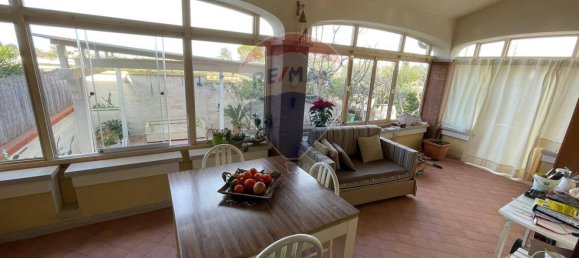 3 Schlafzimmer Villa in Trani, Italy, Nr. 319506 27