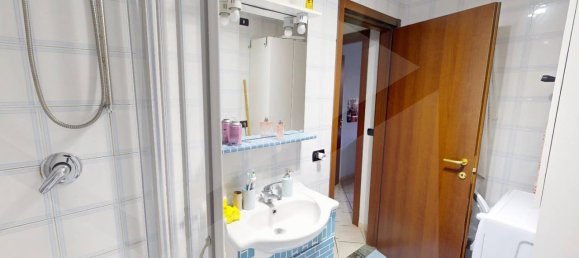 2 rooms Apartment in Pomigliano d'Arco, Italy No. 22524 7