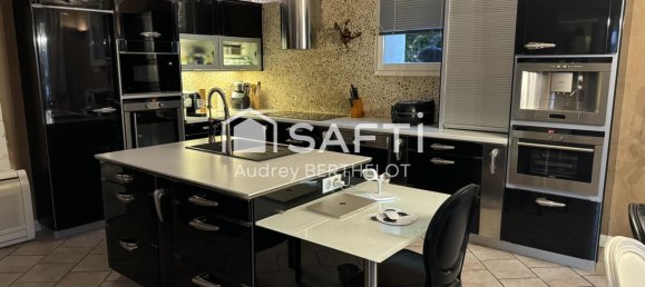 Casa de 5 dormitorios en Sancerre, France No. 242076 9