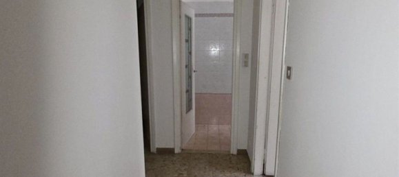 4-Zimmer Wohnung in Mantua, Italy, Nr. 305244 6