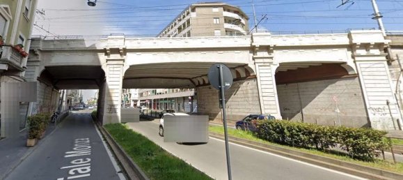 Apartamento de 3 dormitorios en Milan, Italy No. 361106 6