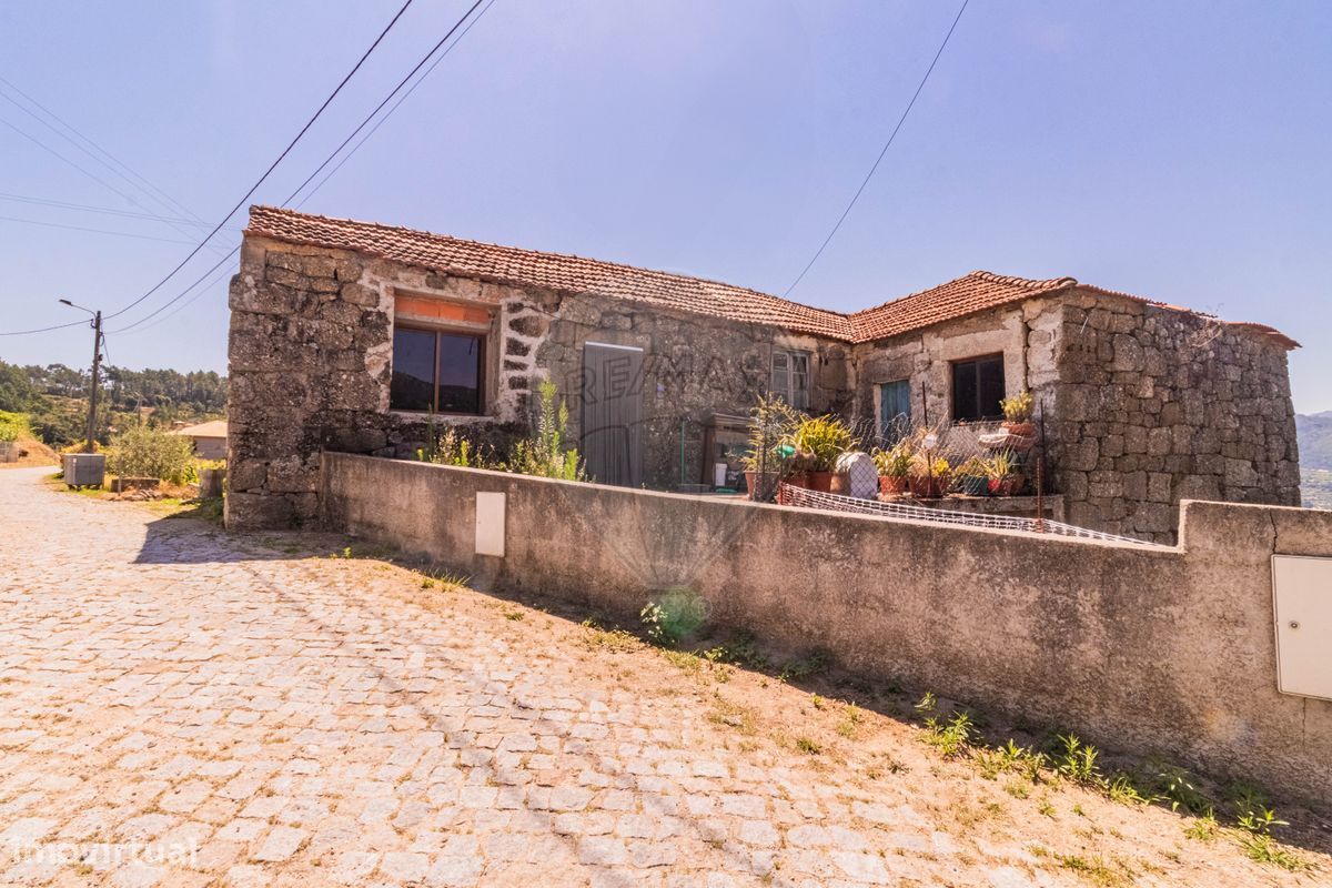 3 bedrooms House in Baiao, Portugal No. 184838