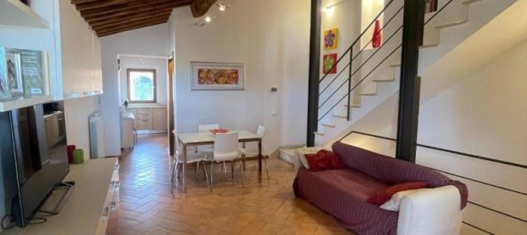 5 bedrooms House in Siena, Italy No. 314050 6