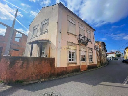 Casa de 3 dormitorios en Coimbra, Portugal No. 23354