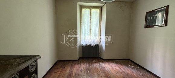 350m² Building in Brunate, Italy No. 313835 7