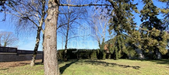 Terreno en Truyes, France 561 m² No. 76155 3