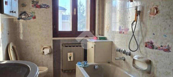 4 bedrooms House in Castel d'Azzano, Italy No. 59708 38